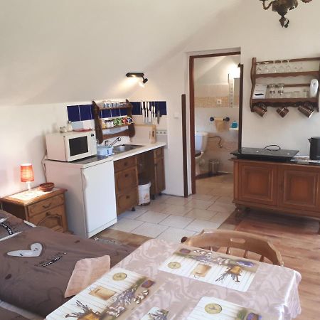 Chalupa, 3X Apartmany, 11 Luzek. Sedlec-Prcice Esterno foto