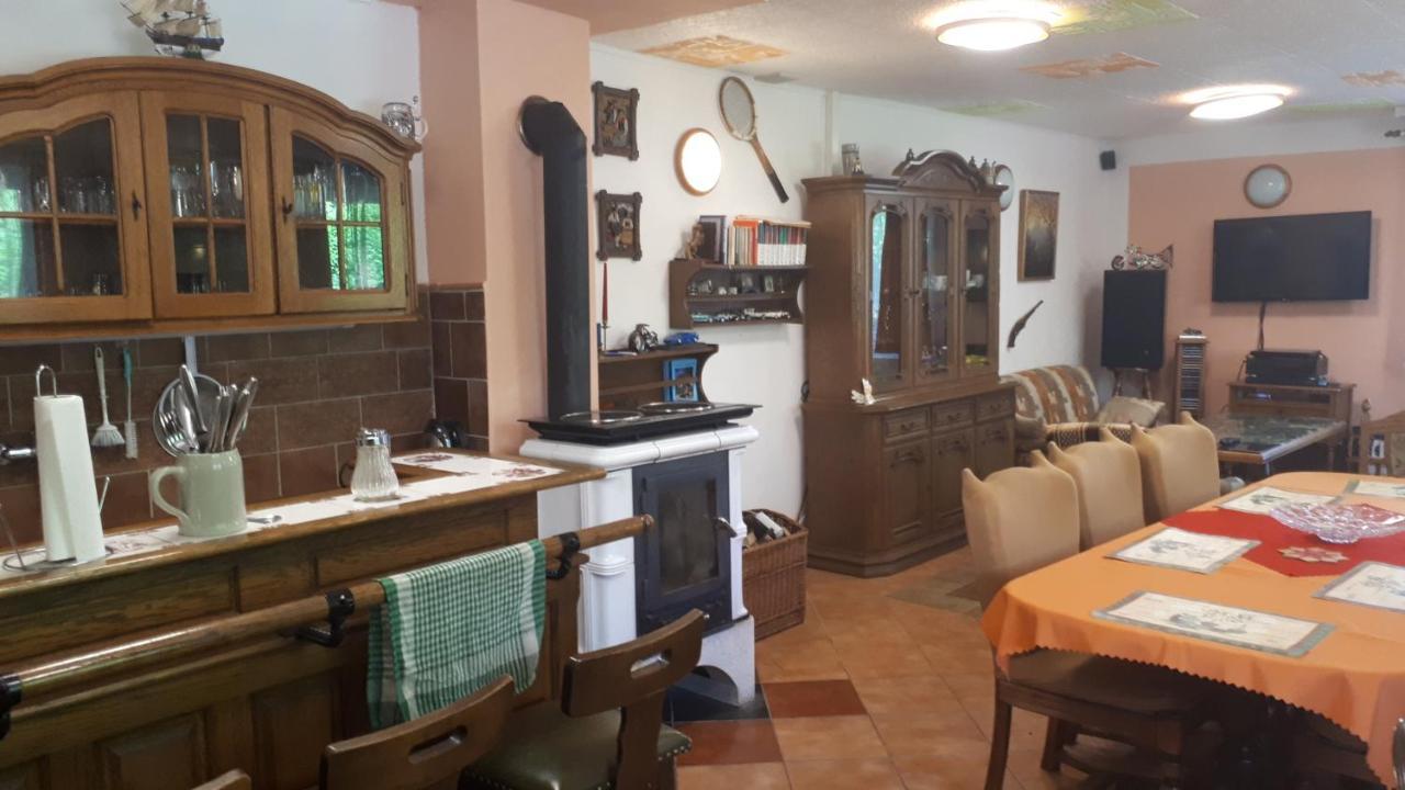 Chalupa, 3X Apartmany, 11 Luzek. Sedlec-Prcice Esterno foto
